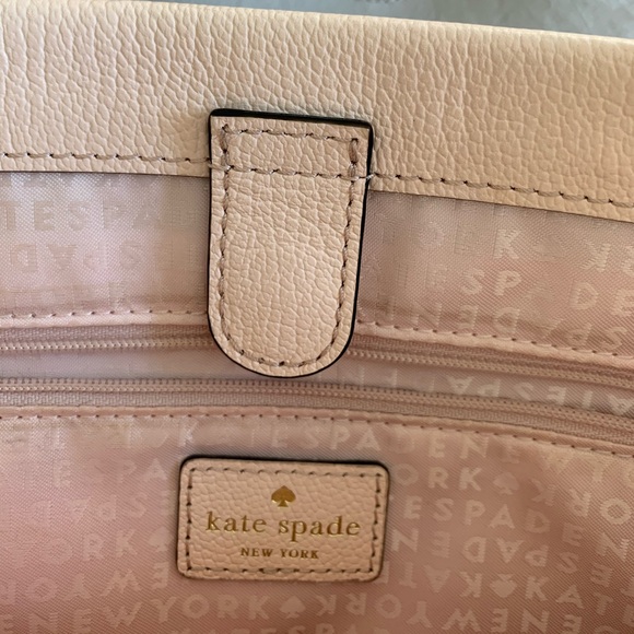 Kate Spade Purse - Picture 4 of 8
